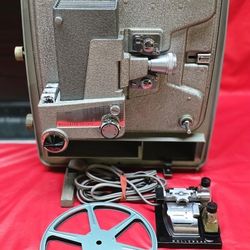 WOLLENSAK MODEL 715 8MM REELTO REEL PROJECTOR