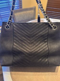 Tory Burch Fleming Distressed Tote