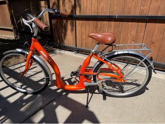 Biria Easy Boarding bicycle