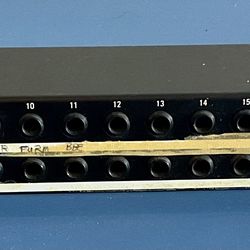 dbx PB48 48-Point TRS Patchbay - Black