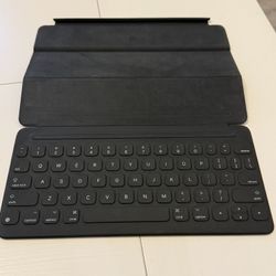 Apple Smart Keyboard For iPad