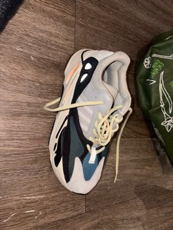 Yeezy sz 7