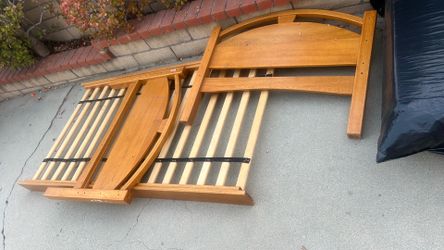 Twin bed