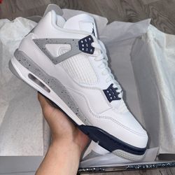 Jordan 4 midnight navy Size 10M NEW