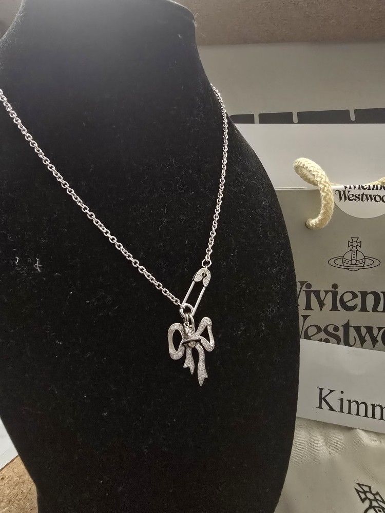 Vivienne Westwood Lilith Pendant Necklace With Receipt NO Delivery NO Price Match