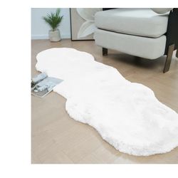 Latepis White Runner Rugs for Bedroom Soft Fuzzy Faux Sheepskin Rug 2x6 Faux Rabbit Fur Rugs Non-Slip Washable Shag Fluffy Rug for Living Room Nursery