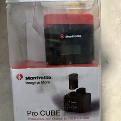 Manfrotto Pro Cube Professional Twin Charger, for DSLR Cameras, Compatible with Canon