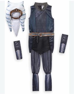 New Disney Store NWT Ahsoka Tano Costume for adult teen The Mandalorian  Star Wars Size Small