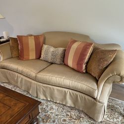 Fabric Sofa W/Pillows