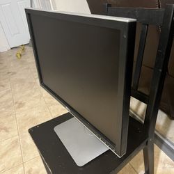 Dell Monitor 2208WFPT  22 Inch 