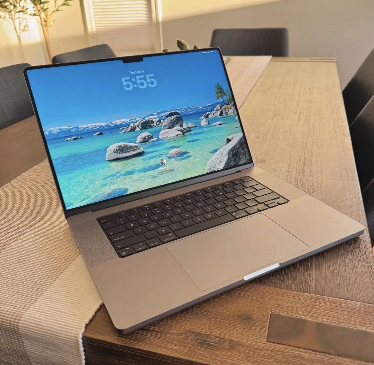 Apple MacBook Pro 16” M1 Max | 64GB RAM | 1TB SSD | Space Gray | Like New