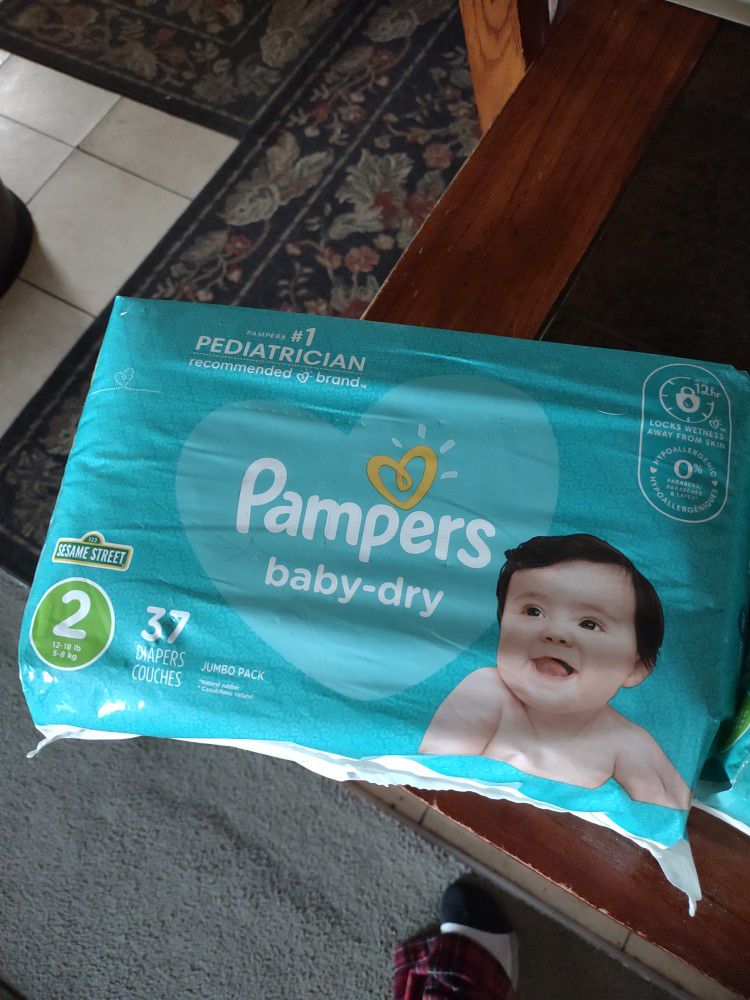Size 2 Pamper Baby Diapers
