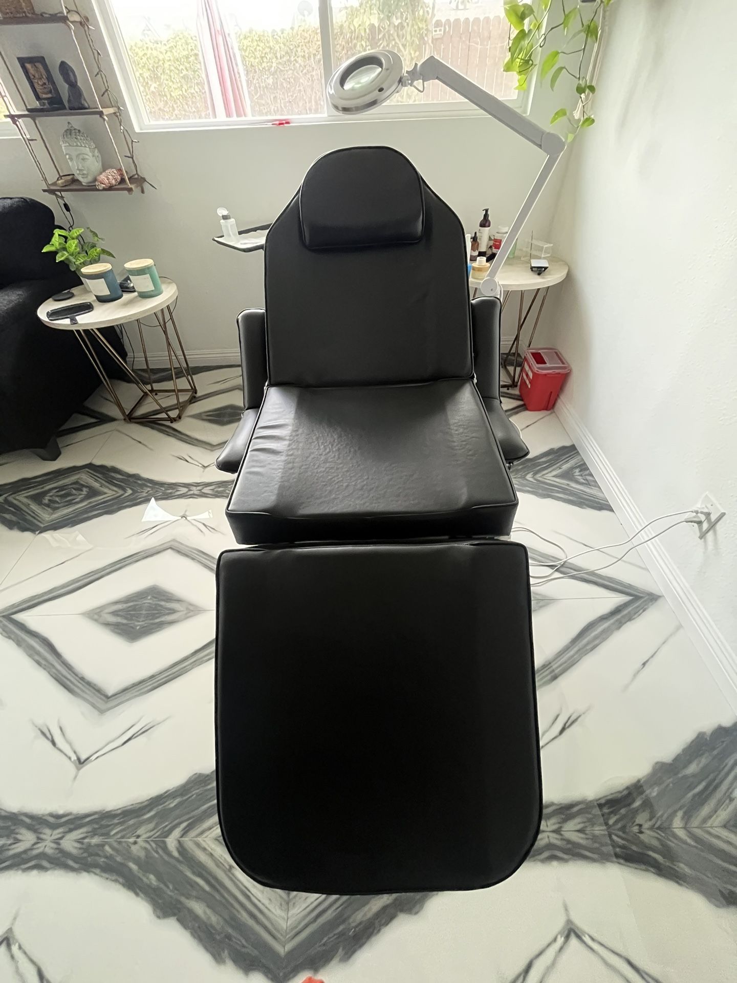 Facial Chair for Sale in Chino, CA OfferUp