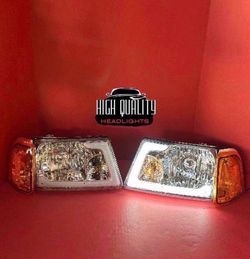 Ford Ranger 2001. 2011 Headlight.