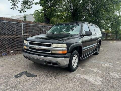 Parting Out 2003 Chevy Suburban 4x4 Parts