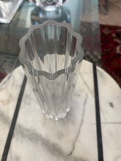7” Tall Vintage Lenox Clear Glass Flowers Vase in original box. Coral Gables. Cash please.