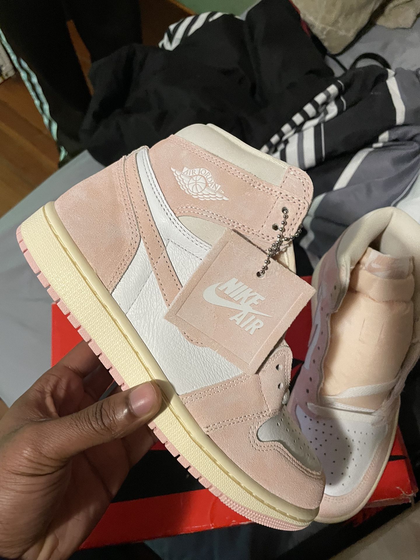 Jordan 1 “Washed Pink”