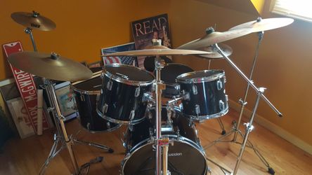 SPACE PERCUSSION DRUM SET