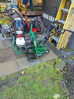 Ryan Jr Sod Cutter. 18" Cutting Wide 