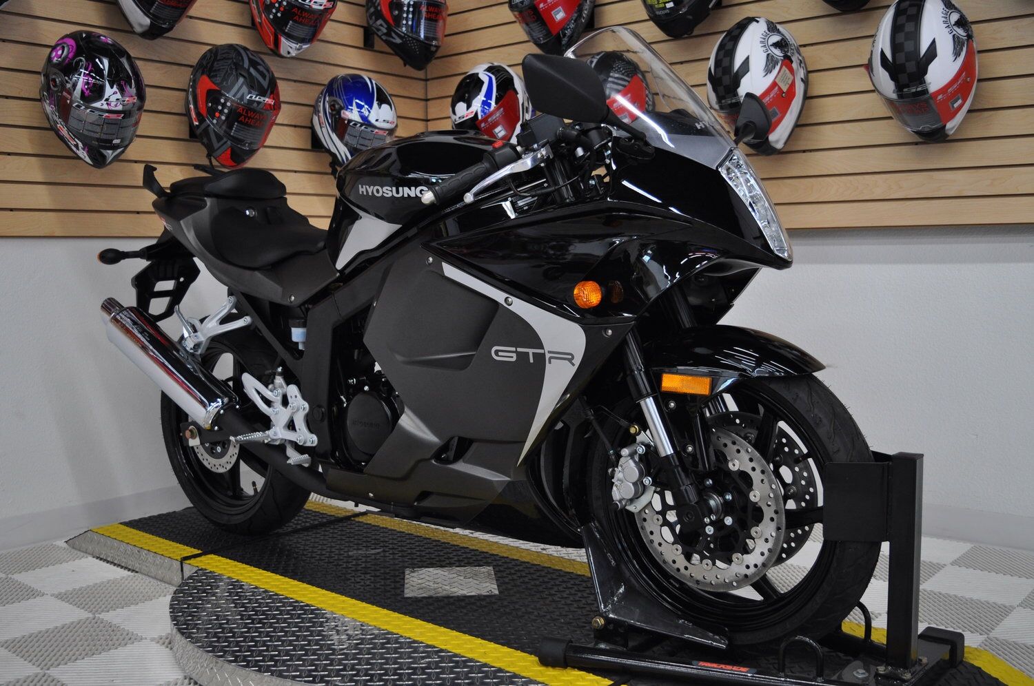 2016 Hyosung GT250R for Sale in San Diego CA OfferUp