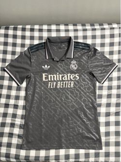 Real Madrid 24/25 Third Kit - Medium