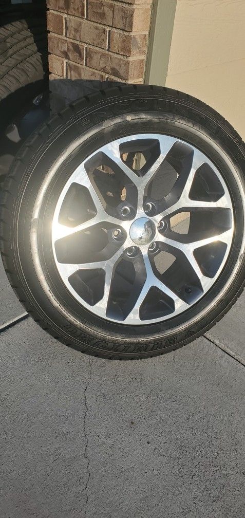 20in Snowflake Rims With Tires