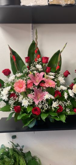 Flores Y Arreglos Florales Para Cualquier Ocacion🔥💐🔥💐🔥🔥🔥
