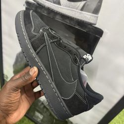 Travis Scott Phantoms 1s