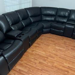 BLACK LEATHER RECLINING SECTIONAL ONLY $1499