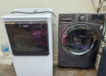 Excellent working washer and gas dryer