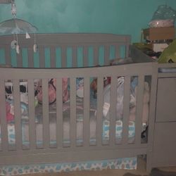 Baby Crib 175
