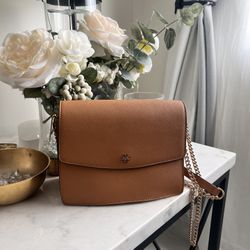 Tory Burch Emerson Envelope Adjustable Shoulder Bag Cardamom