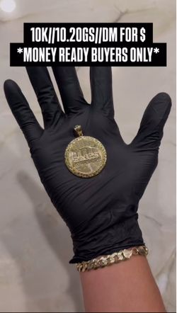 Last supper 10k gold pendant
