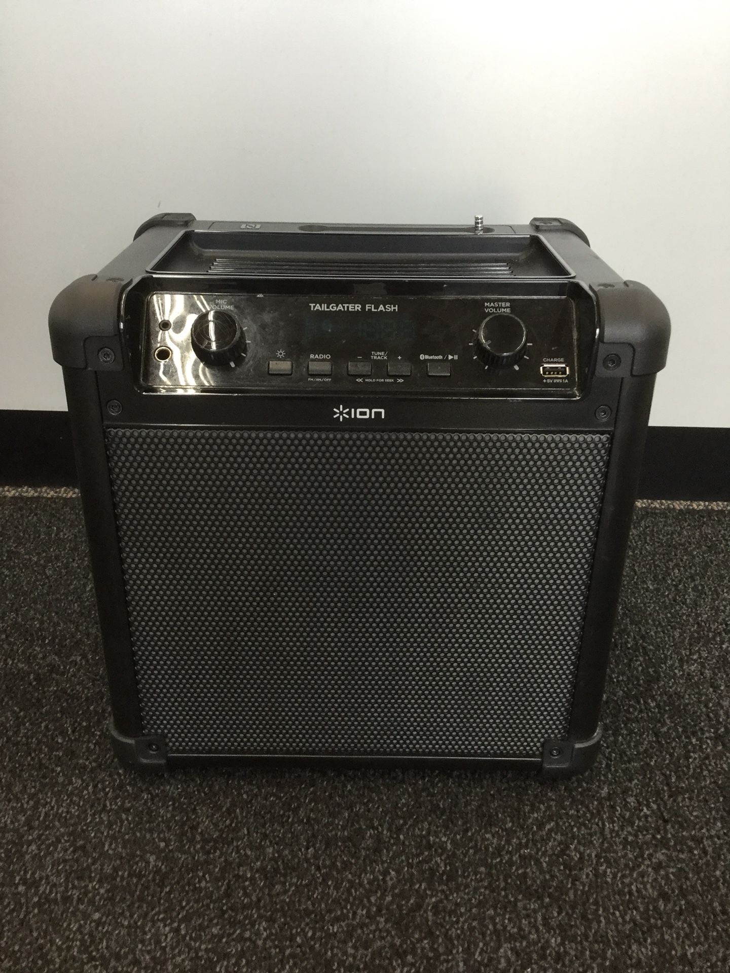 Ion Audio Tailgater Flash Wireless Rechargeable Speaker System