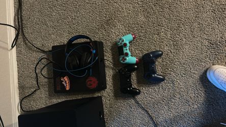 PS4