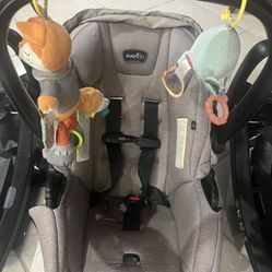 Graco Car seat With 2 Bases