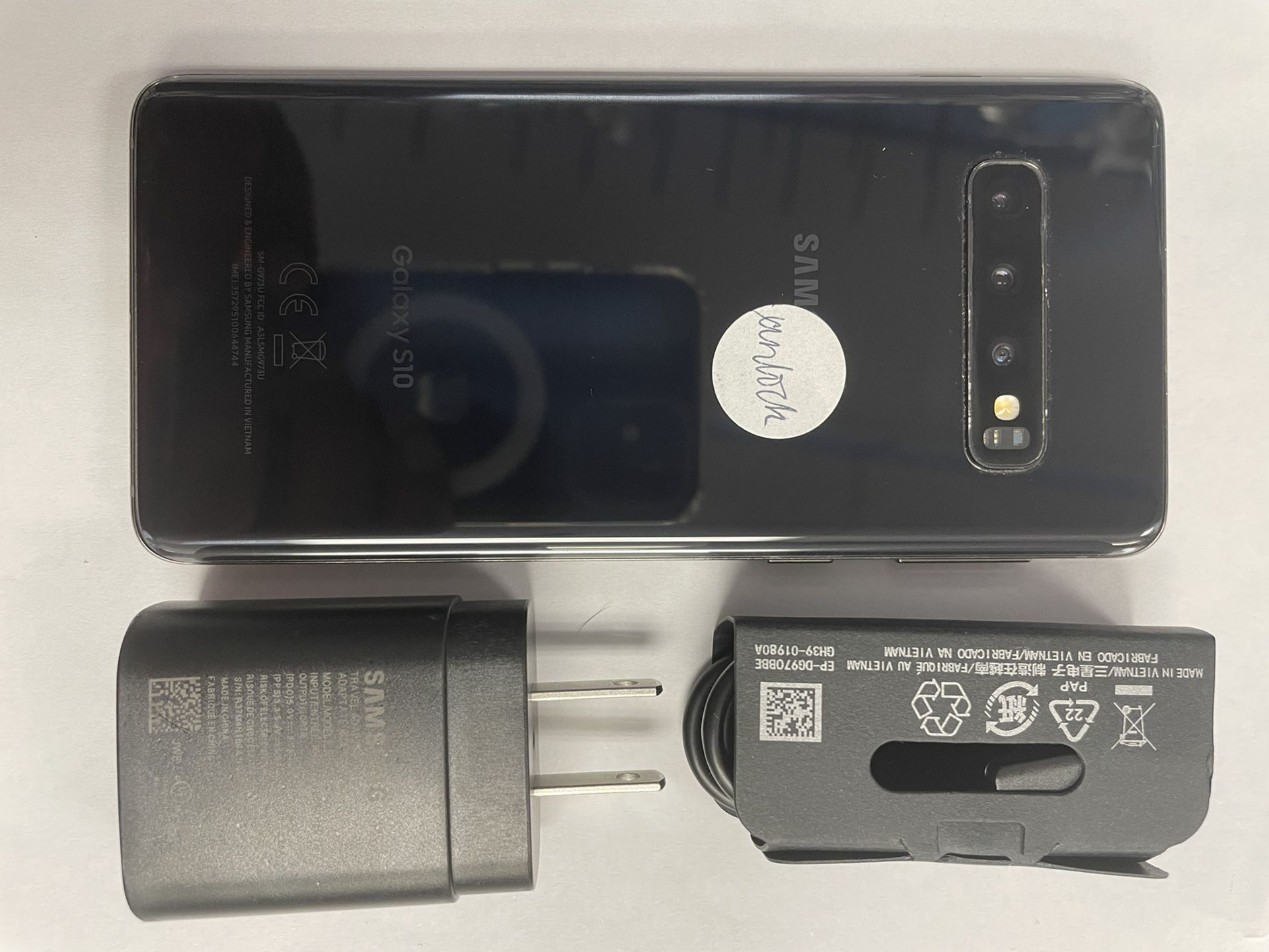 Factory Unlocked Samsung Galaxy s10 128gb, sold with warranty 