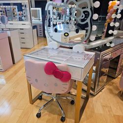 🍓Hello Kitty Vanity Set (Table, Mirror And Chair)👍On Display 