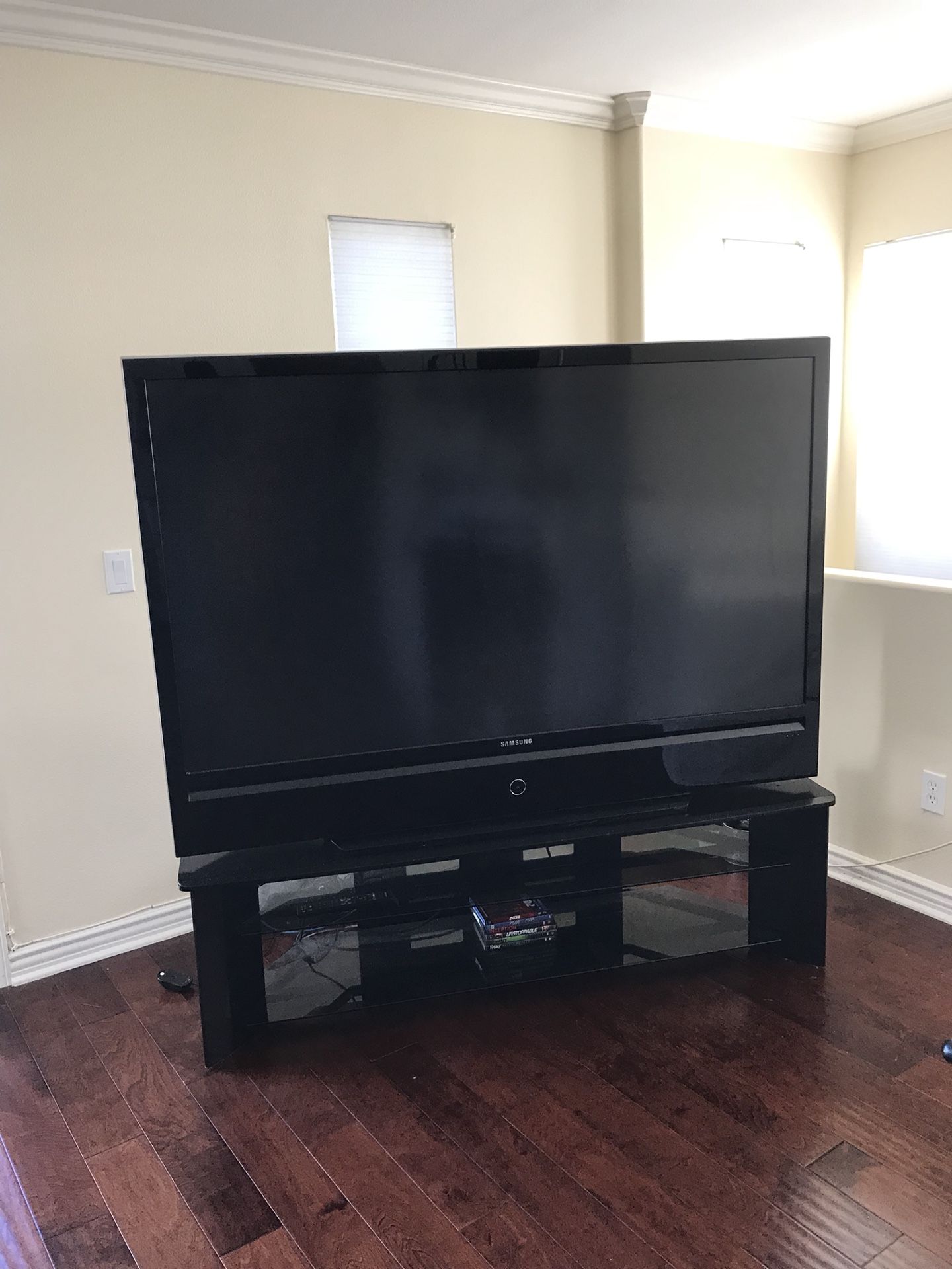 65 inch Samsung TV including TV stand. Pick up only (Otay Ranch).