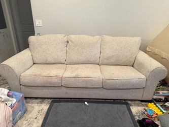 Raymour and Flanigan Haisley Sofa