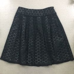 Ann Taylor Petites Black Eyelet Lace Pencil Skirt Size 0P Sheer Circle Print Cut Out 