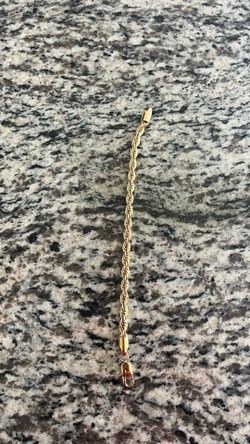 gold bracelet
