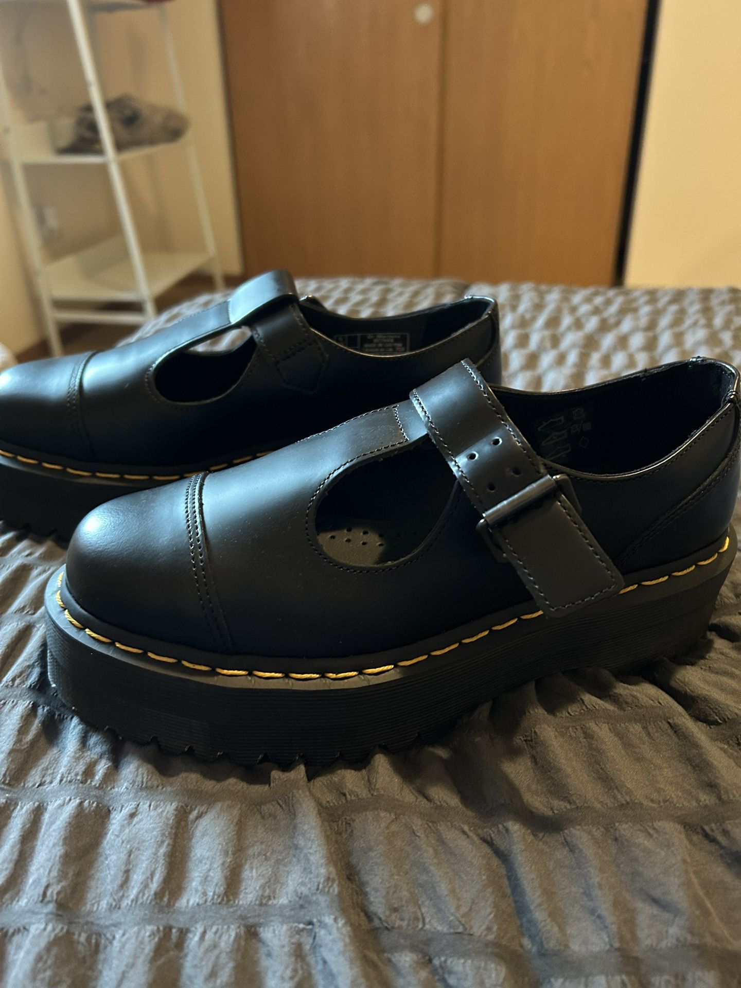 Doc Marten US 8