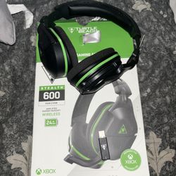 Turtle Beach Stealth 600 Gen 2 USB Wireless Amplified Gaming Headset - Licensed for Xbox - 24+ Hour Battery, 50mm Speakers, Flip-to-Mute Mic, Spatial 