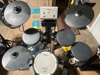 Roland HD-1 Electronic Drum Set - Excellent Starter Kit
