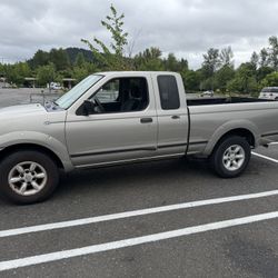 2002 Nissan Pickup 