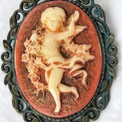 Cameo Brooch Vintage Style pin angel child
