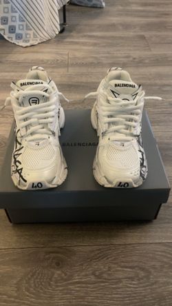 Balenciaga runners graffiti