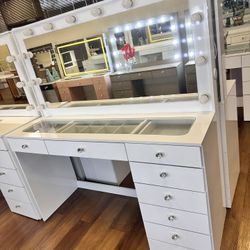 Vanity Gigante En Caja En Promoción 399$ 