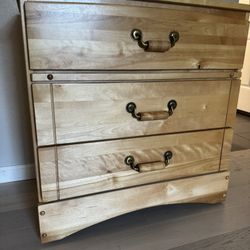 Solid Wood Dresser With 3 Drawers